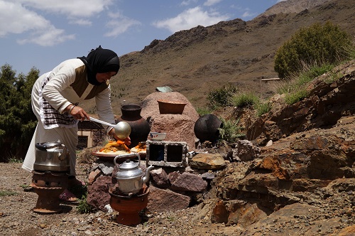 Lunch in de Atlas gebergte, Marokko