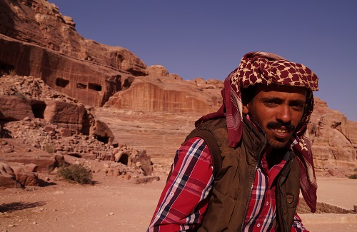 Man in Petra, Jordanië